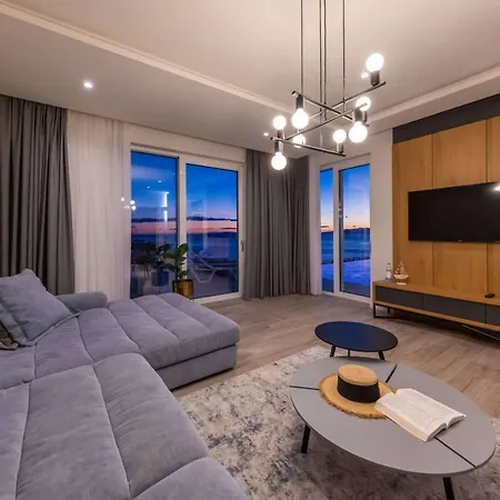 Beautiful Goya Villa